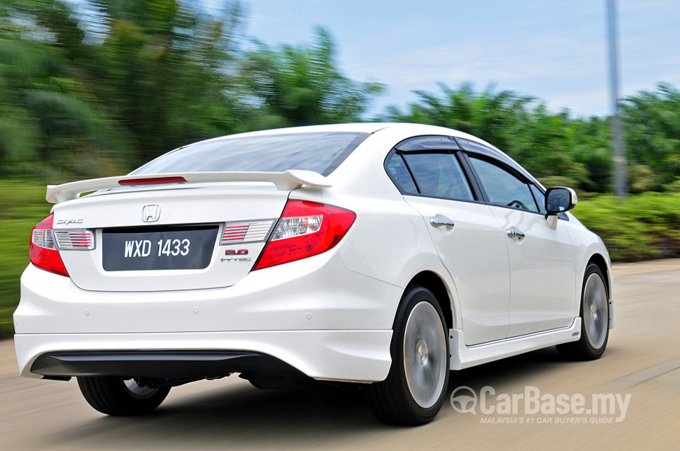 Honda Civic FB (2012) Exterior