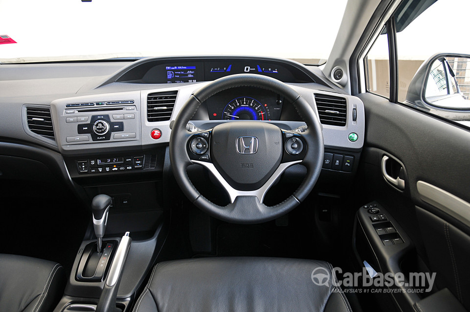 Honda Civic FB (2012) Interior
