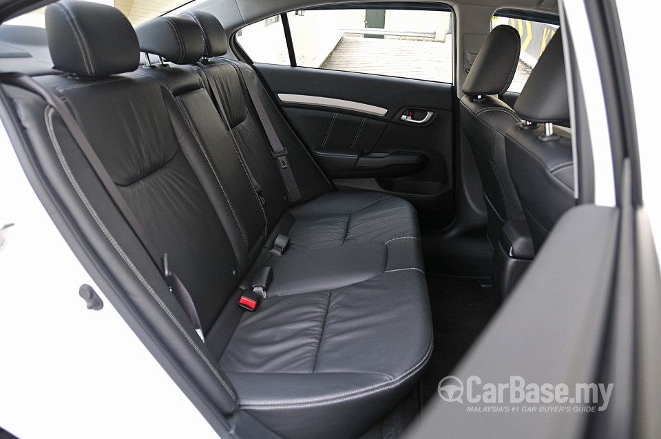 Honda Civic FB (2012) Interior