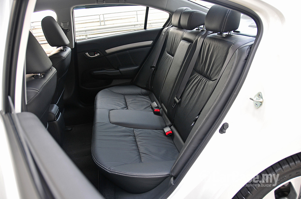 Honda Civic FB (2012) Interior