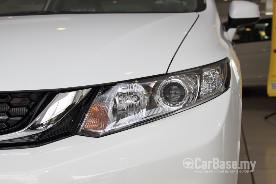 Honda Civic FB Facelift (2014) Exterior