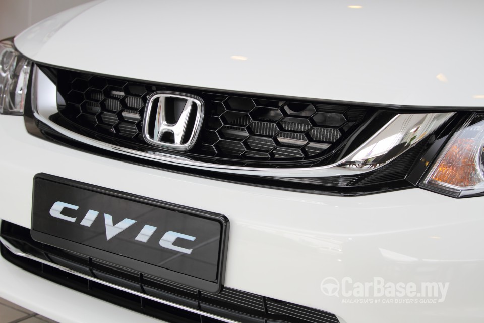 Honda Civic FB Facelift (2014) Exterior