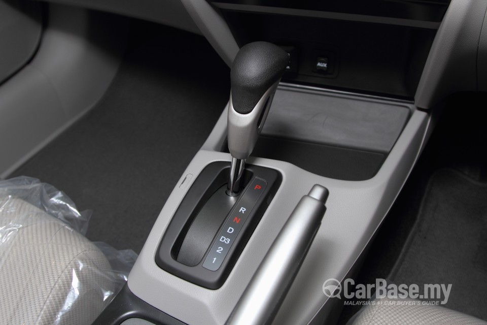 Honda Civic FB Facelift (2014) Interior