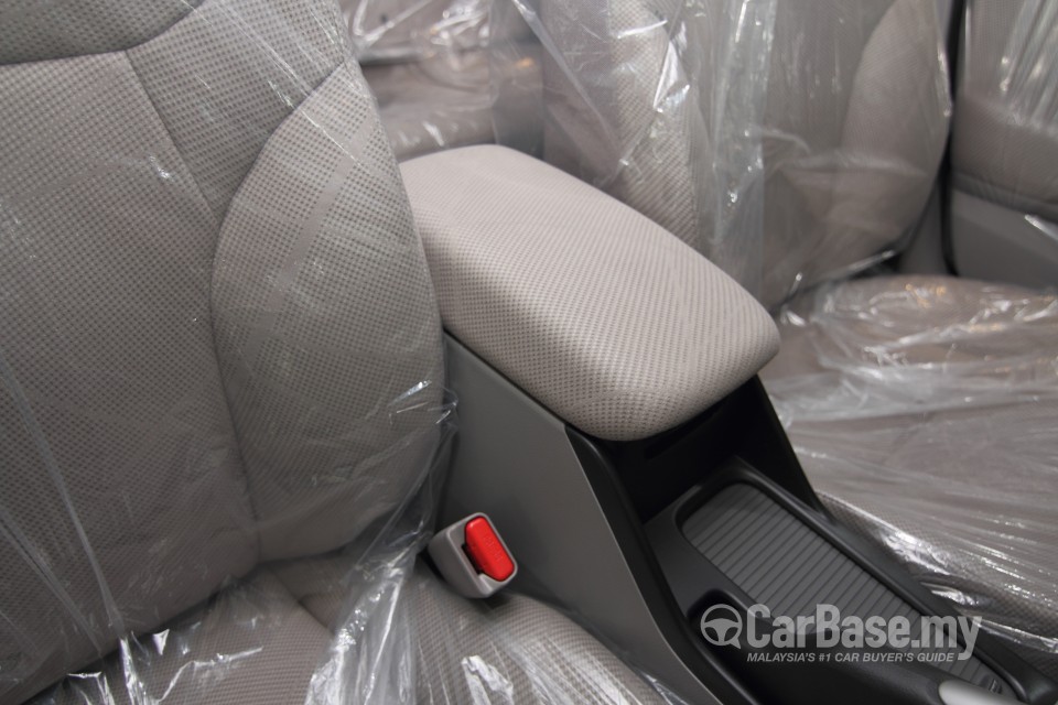 Honda Civic FB Facelift (2014) Interior