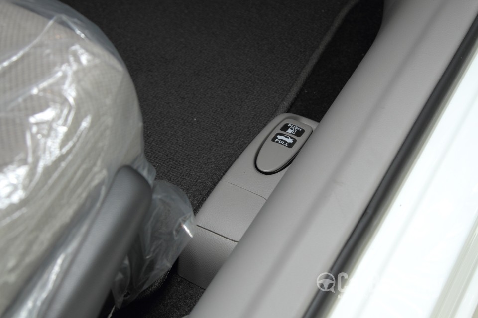 Honda Civic FB Facelift (2014) Interior
