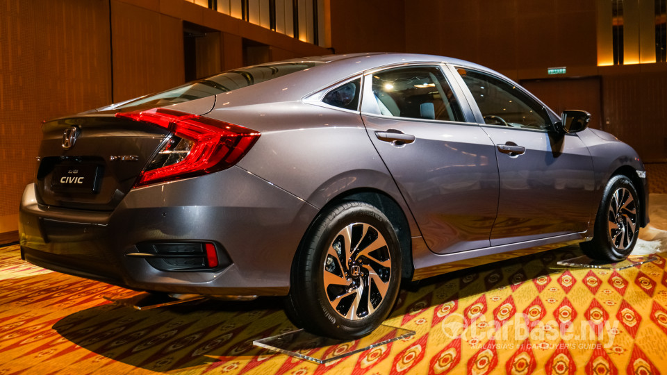 Honda Civic FC (2016) Exterior