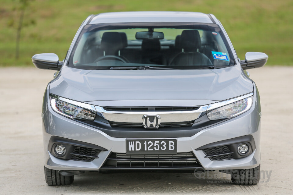 Proton Exora Mk1 RC (2019) Exterior