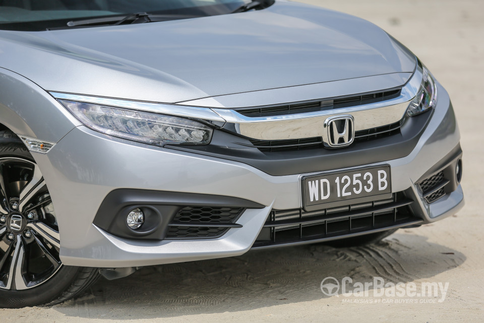 Honda Civic FC (2016) Exterior