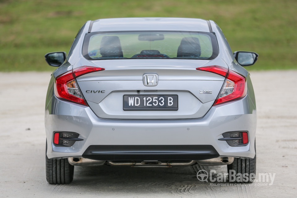 Honda Civic FC (2016) Exterior