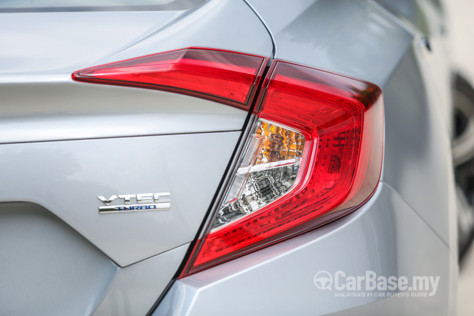 Honda Civic FC (2016) Exterior
