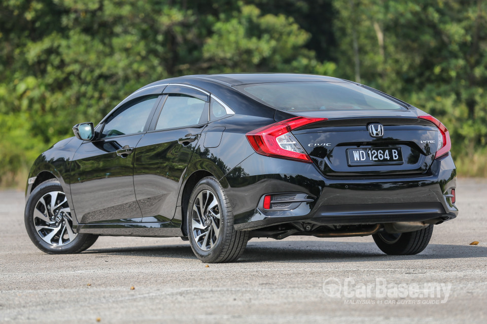 Honda Civic FC (2016) Exterior