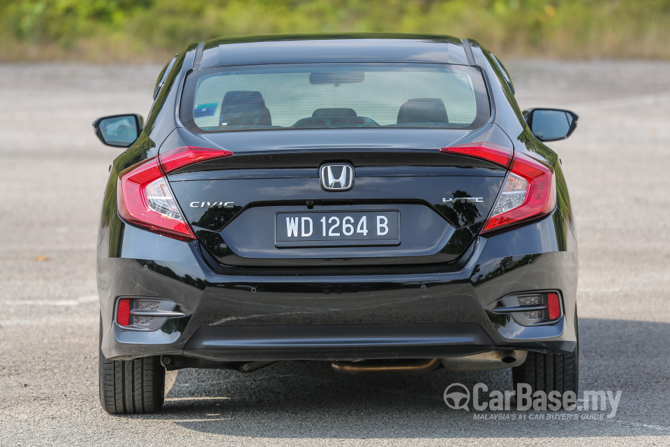Honda Civic FC (2016) Exterior