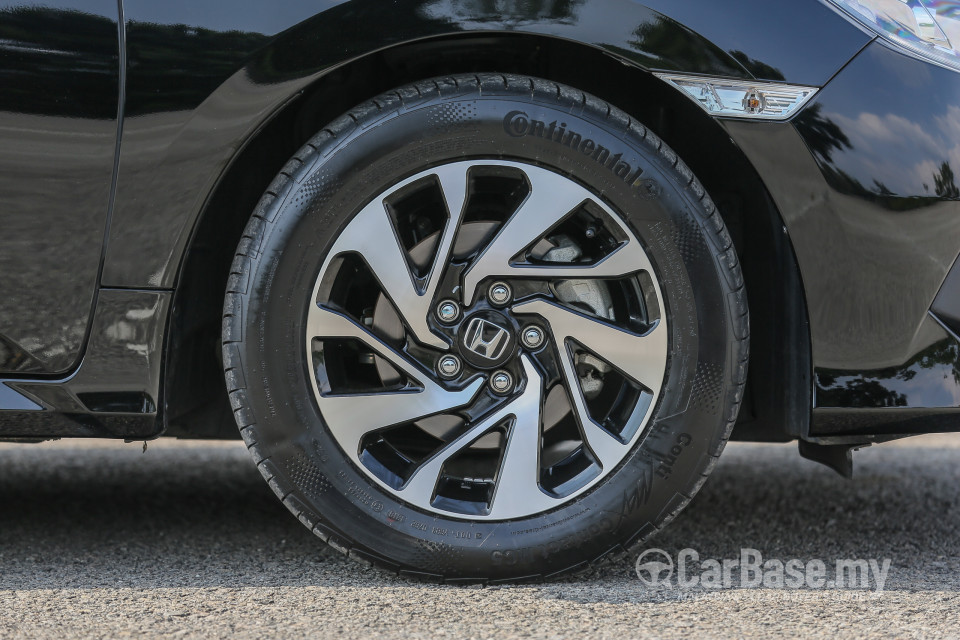 Honda Civic FC (2016) Exterior