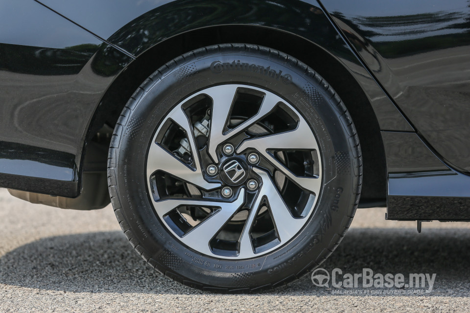 Honda Civic FC (2016) Exterior