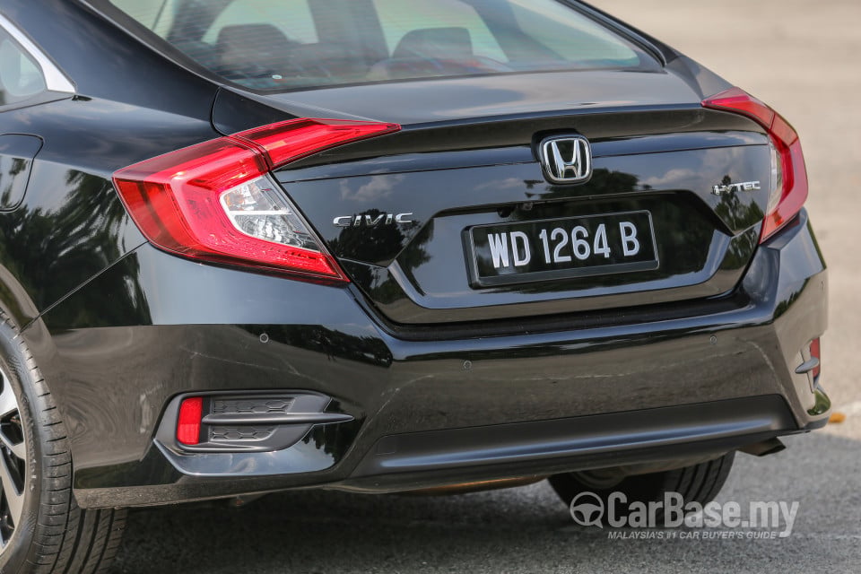 Honda Civic FC (2016) Exterior