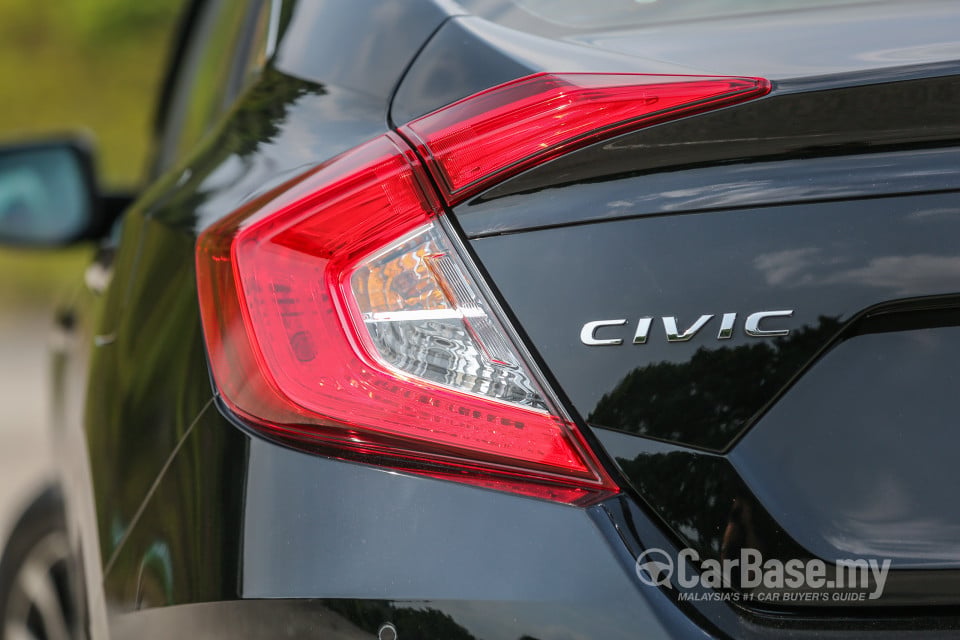 Honda Civic FC (2016) Exterior