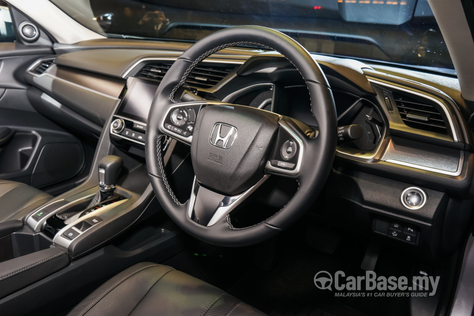 Honda Civic FC (2016) Interior