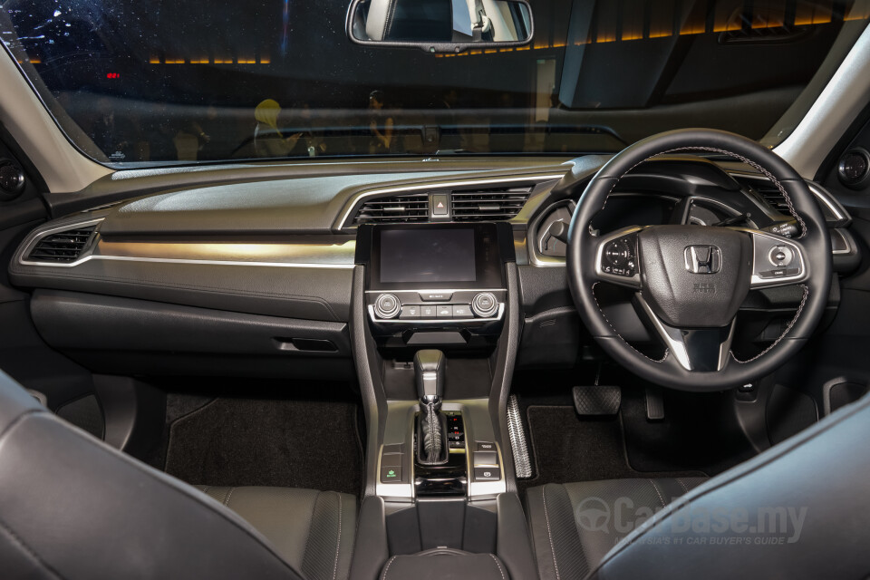 Honda Jazz GK Facelift (2017) Interior