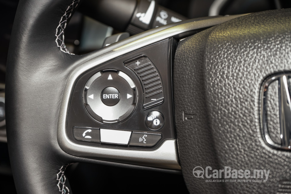Honda Civic FC (2016) Interior