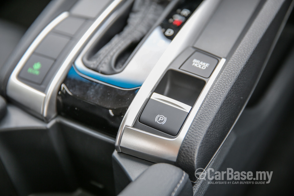 Honda Civic FC (2016) Interior