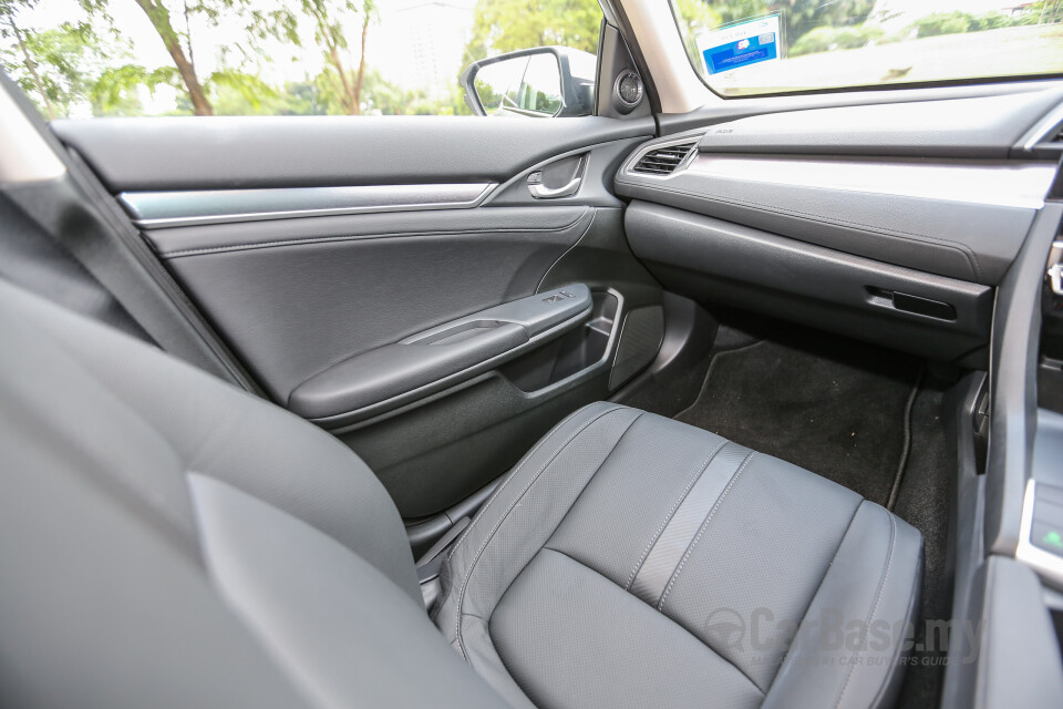 Chevrolet Cruze J300 (2012) Interior