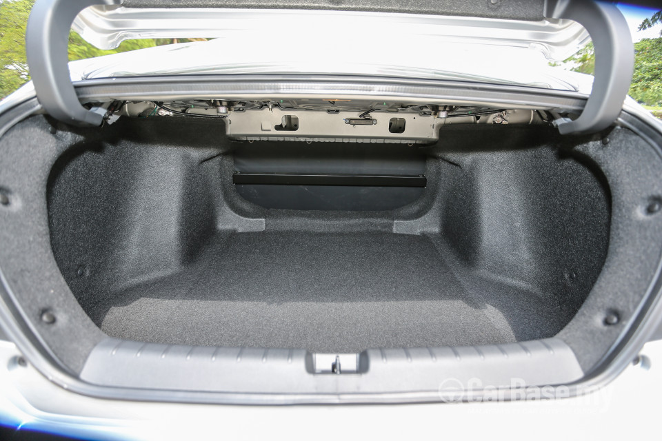 Honda Civic FC (2016) Interior