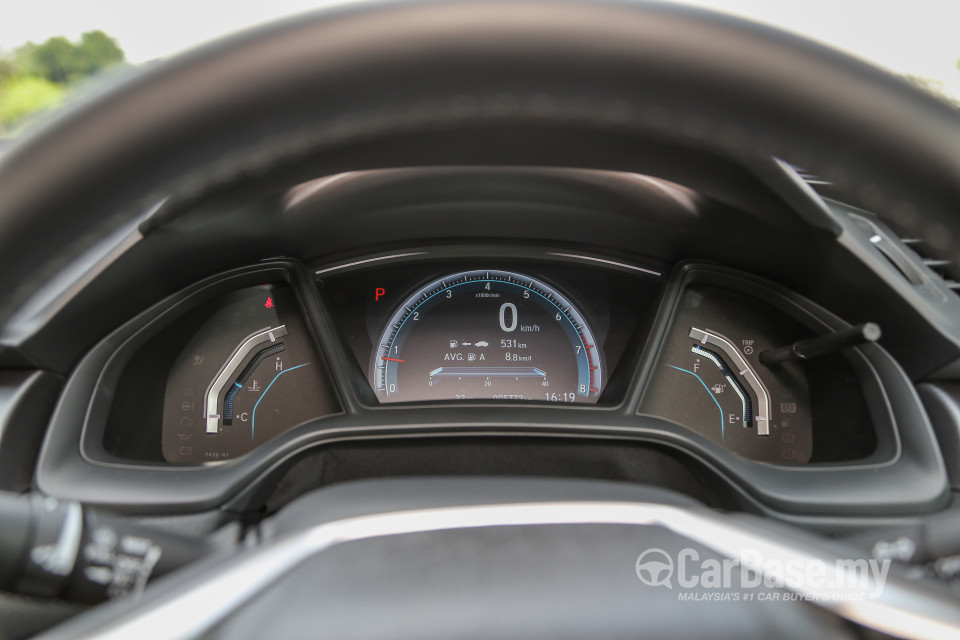 Honda Civic FC (2016) Interior