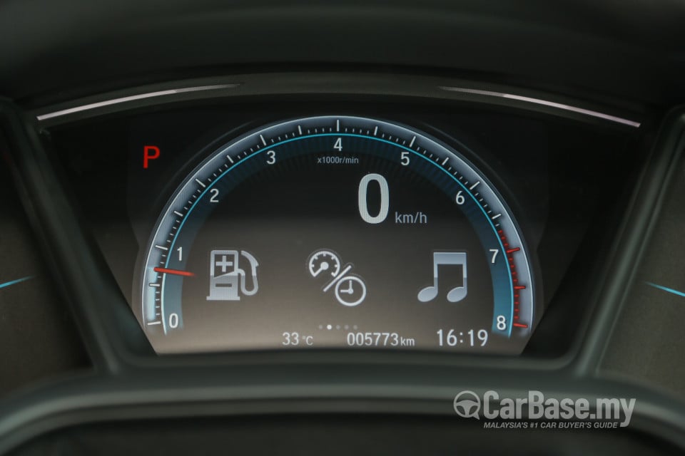 Honda Civic FC (2016) Interior