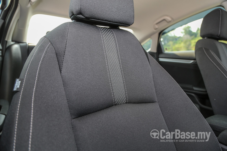 Honda Civic FC (2016) Interior