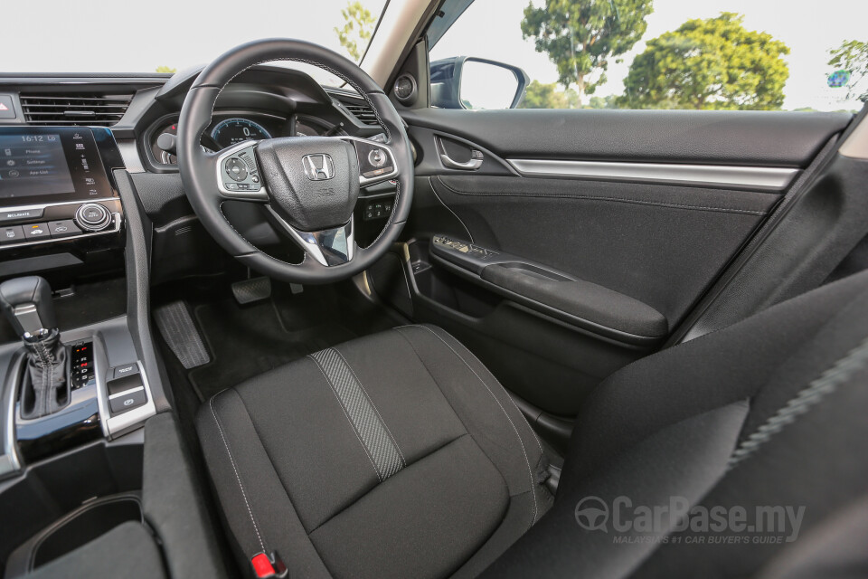 Audi A4 B9 (2016) Interior