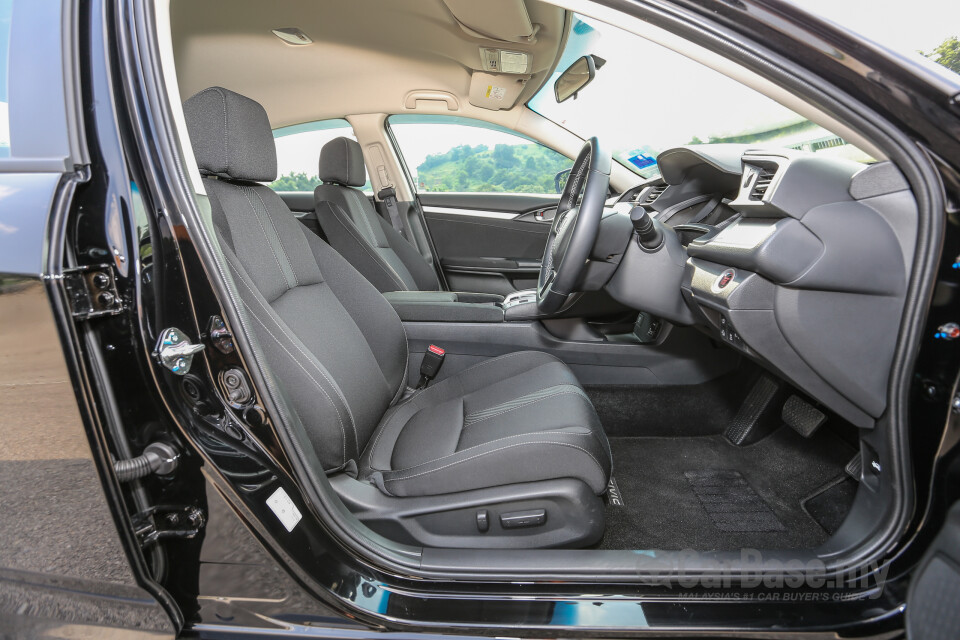 Chevrolet Cruze J300 (2012) Interior