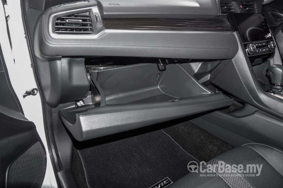 Honda Civic FC Facelift (2020) Interior