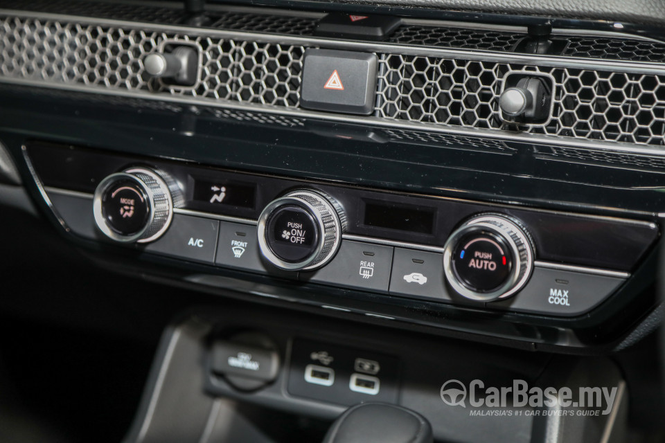 Honda Civic FE1 (2022) Interior