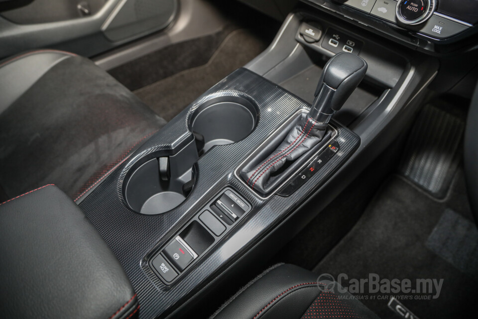 Honda Civic FE1 (2022) Interior
