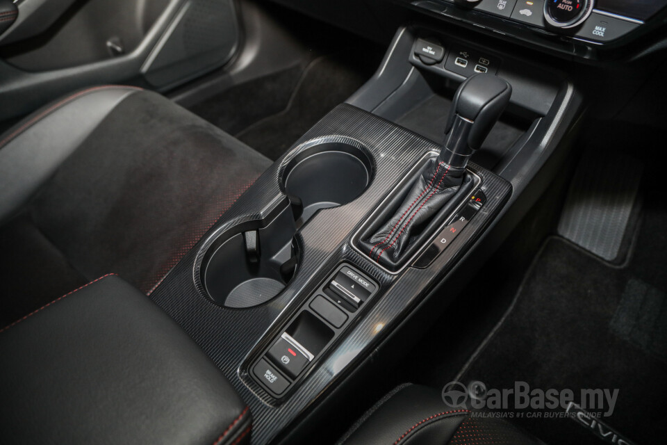 Honda Civic FE1 (2022) Interior