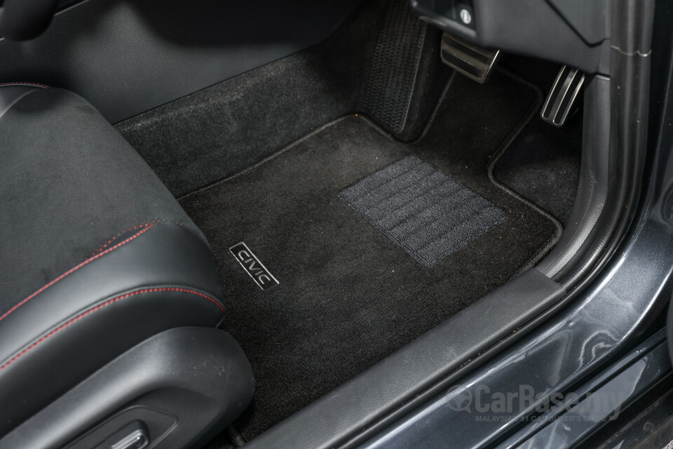 Honda Civic FE1 (2022) Interior