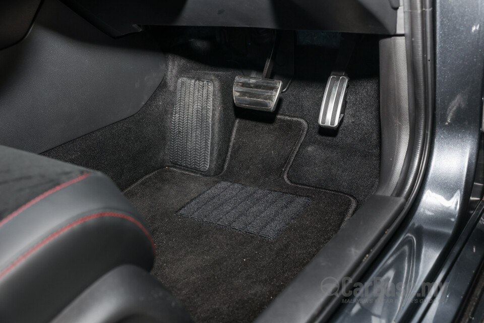 Honda Civic FE1 (2022) Interior