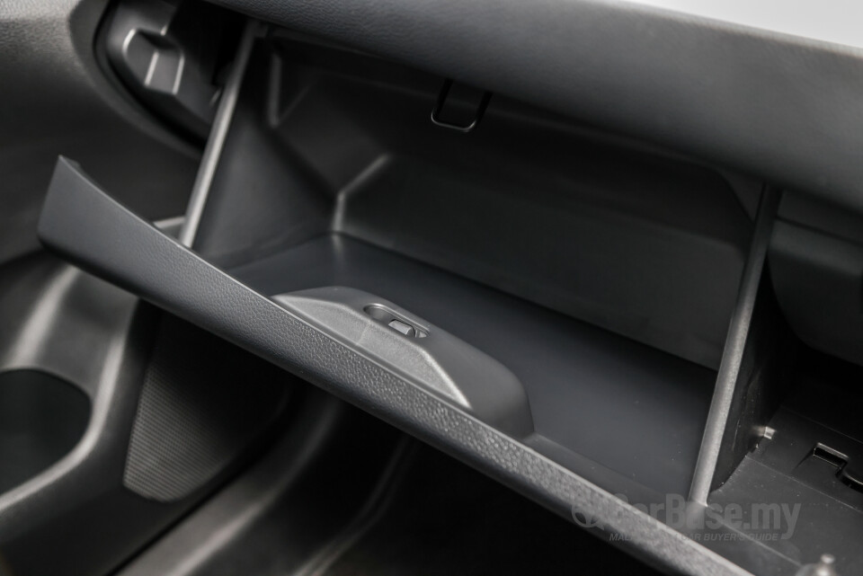 Honda WR-V DG4 (2023) Interior