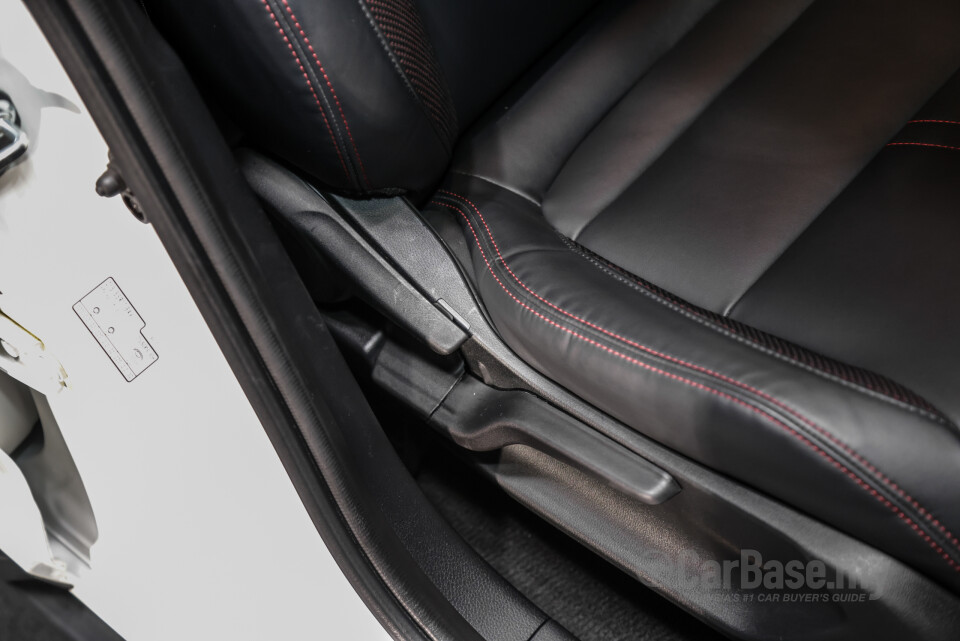 Honda WR-V DG4 (2023) Interior