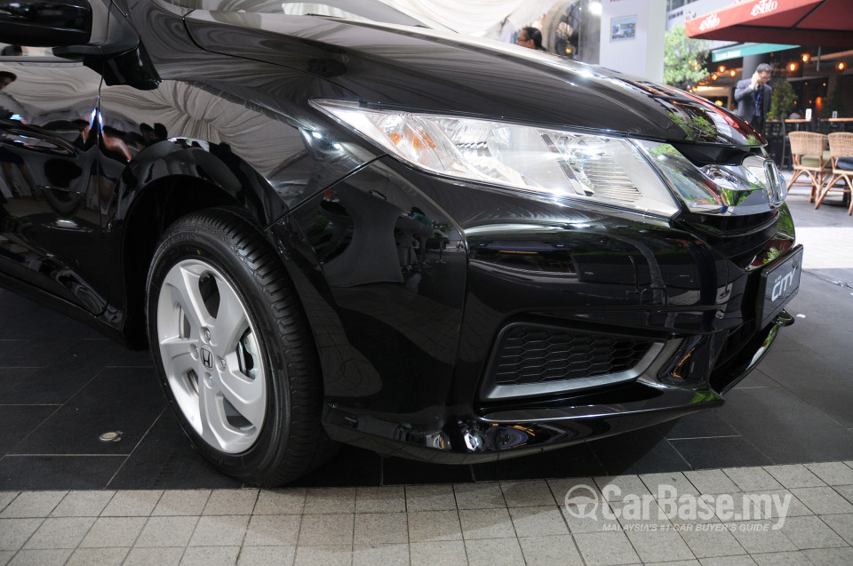 Honda City GM6 (2014) Exterior