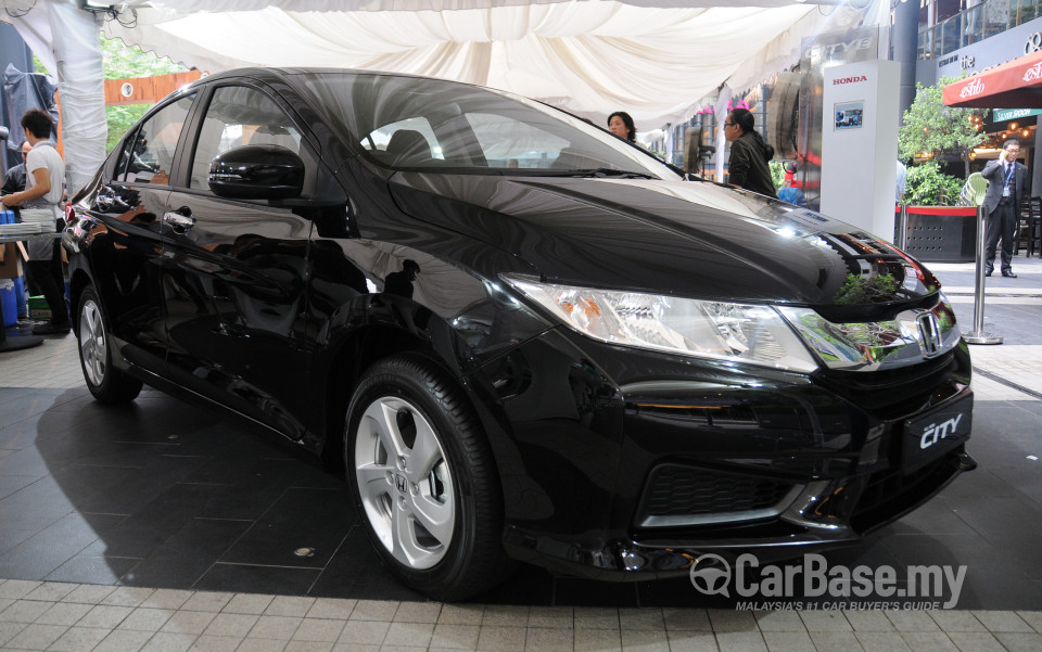 Honda City GM6 (2014) Exterior