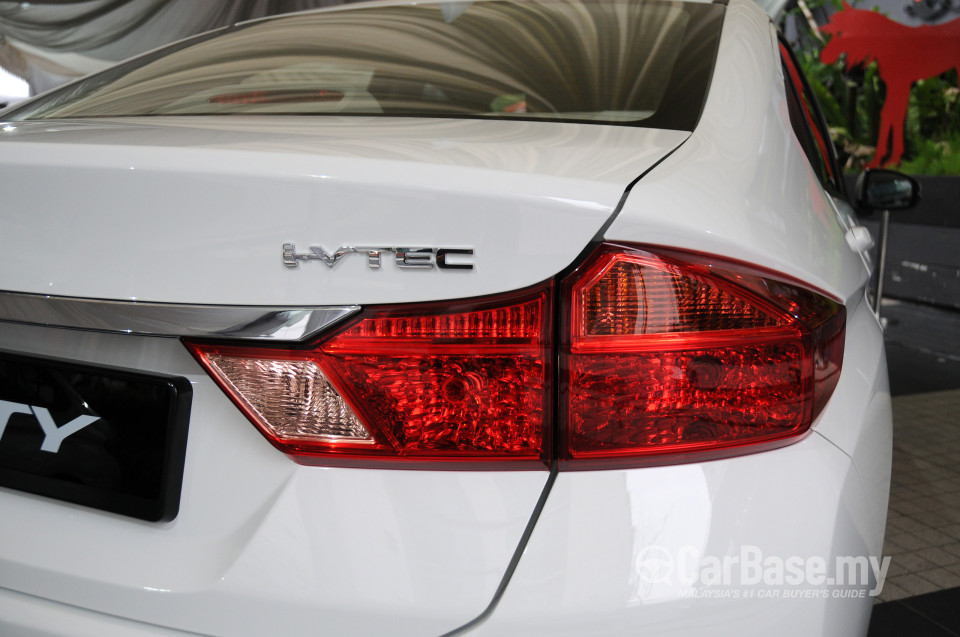 Honda City GM6 (2014) Exterior