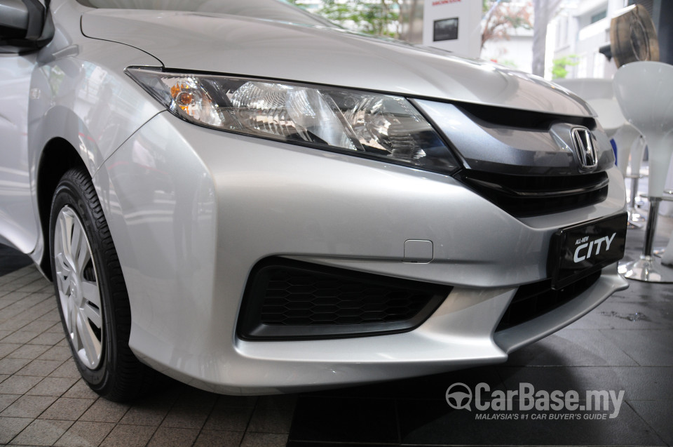 Honda City GM6 (2014) Exterior