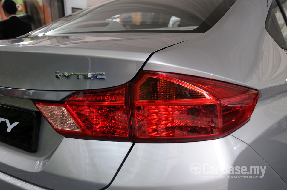 Honda City GM6 (2014) Exterior