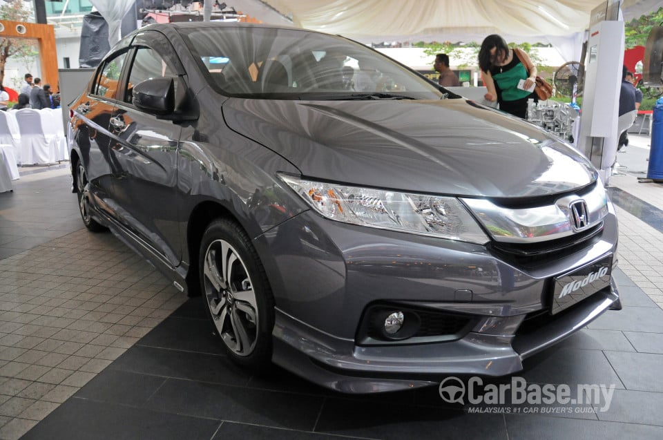 Honda City GM6 (2014) Exterior