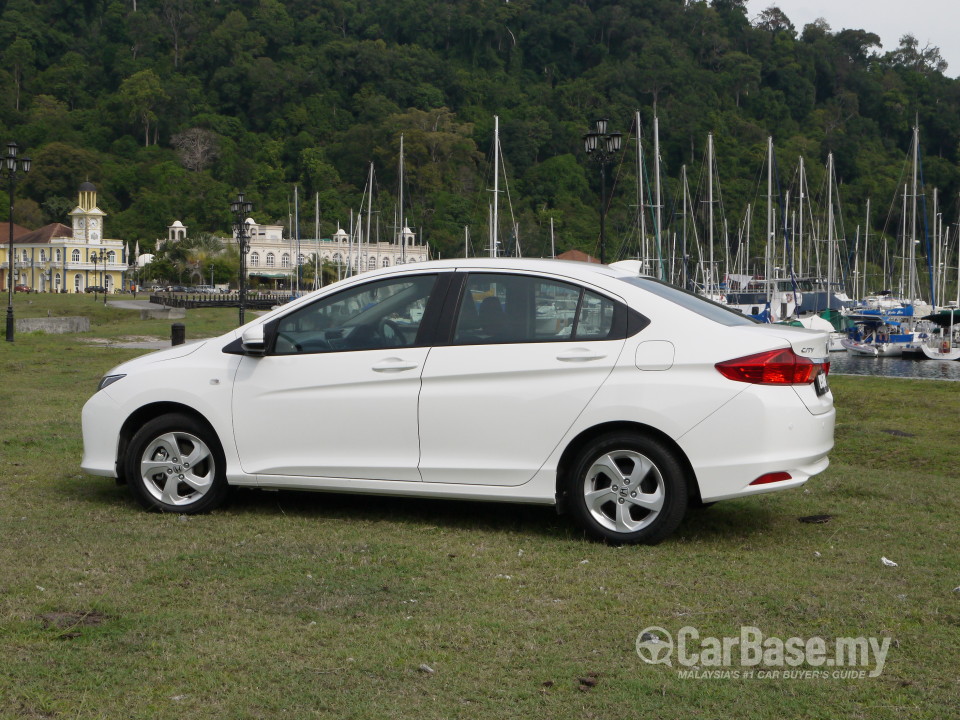 Honda City GM6 (2014) Exterior