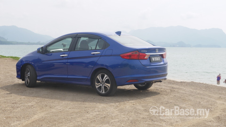 Honda City GM6 (2014) Exterior