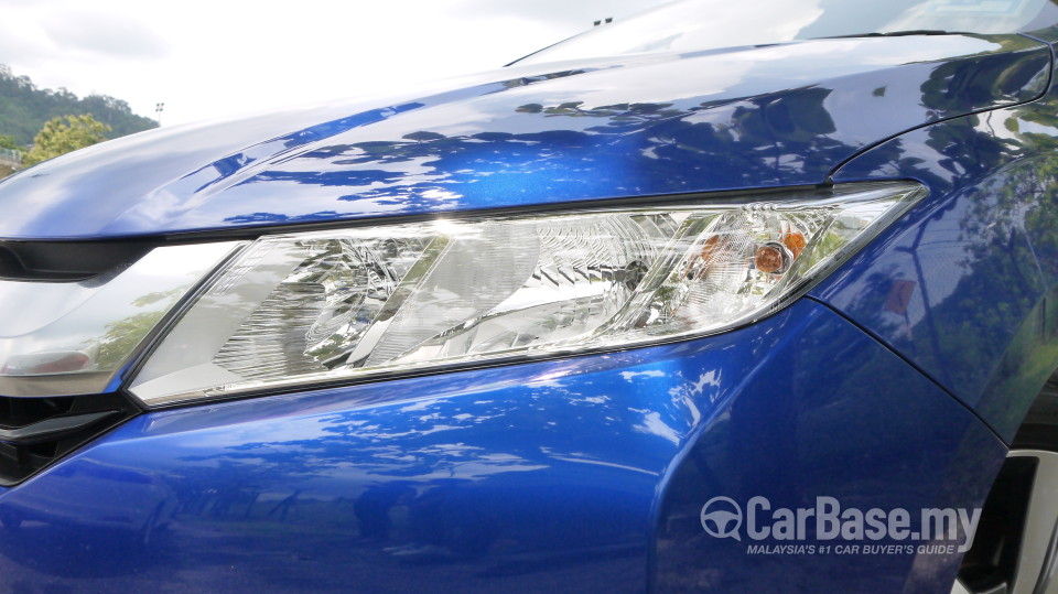 Honda City GM6 (2014) Exterior