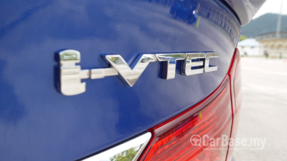 Honda City GM6 (2014) Exterior