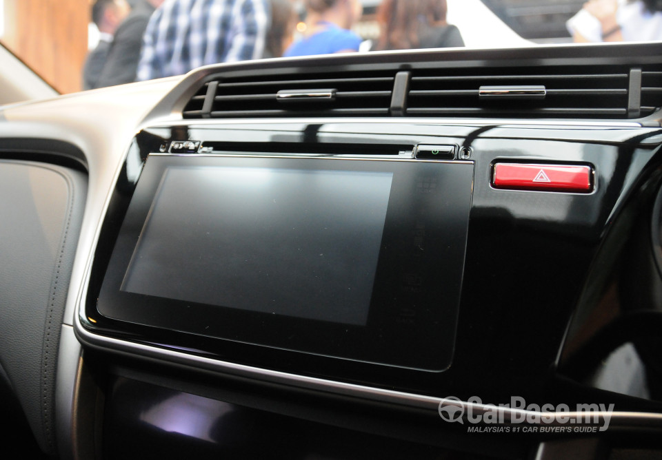 Honda City GM6 (2014) Interior